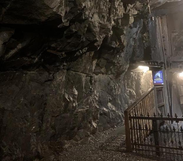 mine-walls.jpg